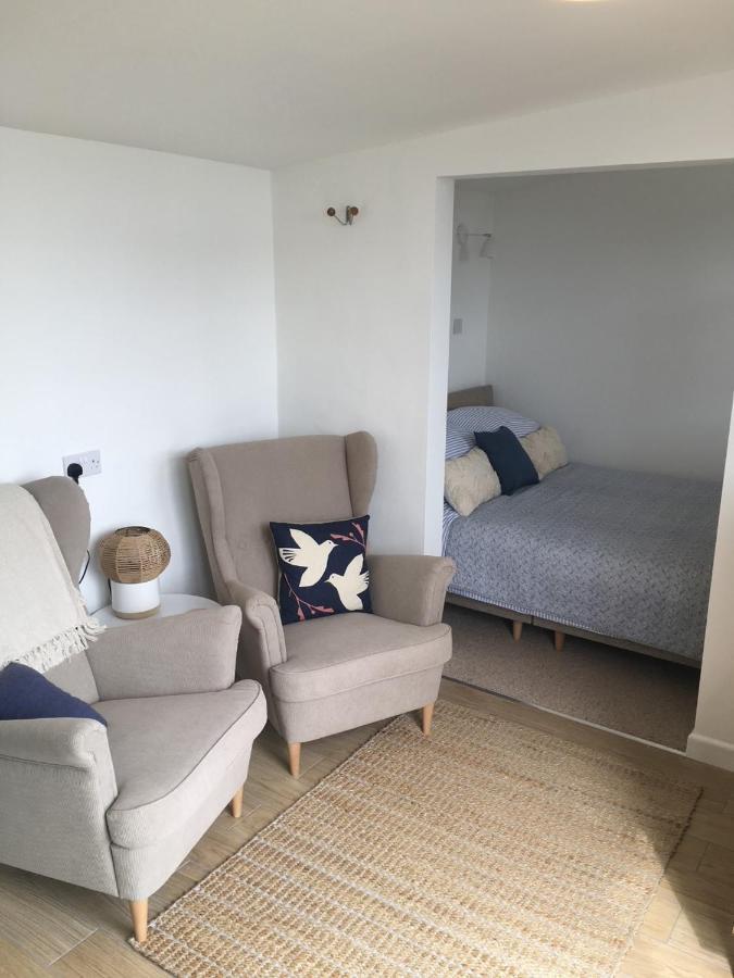 1-Bedroom Chalet With Parking On Site Looe Exteriér fotografie